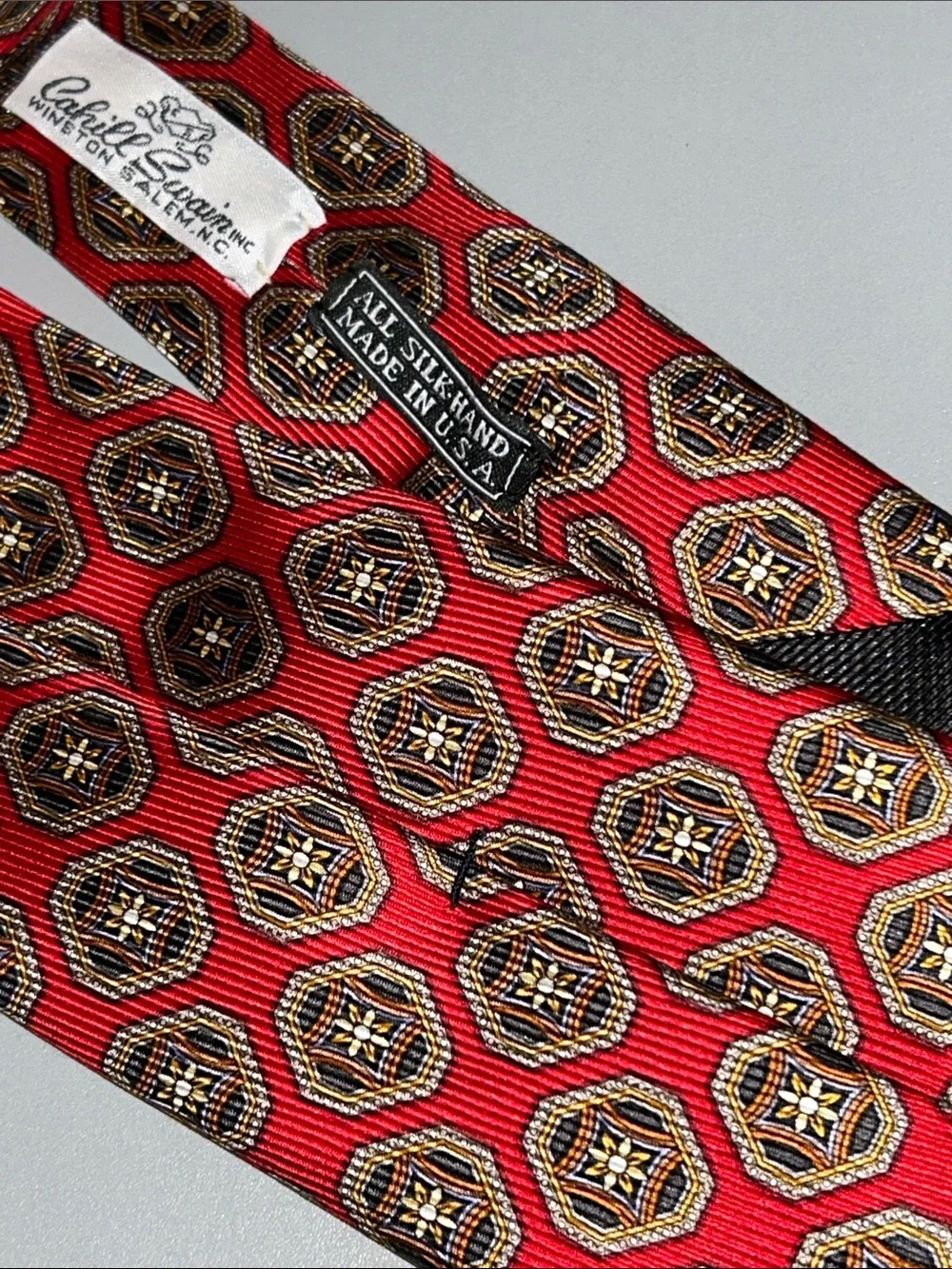 Classic Red Geometric Men's Tie 61”x3”1/8